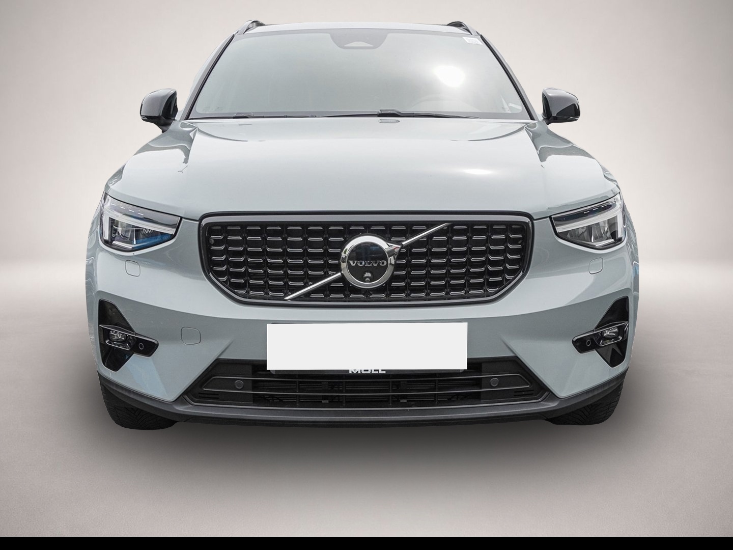 Bild 2 Volvo XC40 B3 2WD Plus Dark Harman Kardon Pano 360Grad