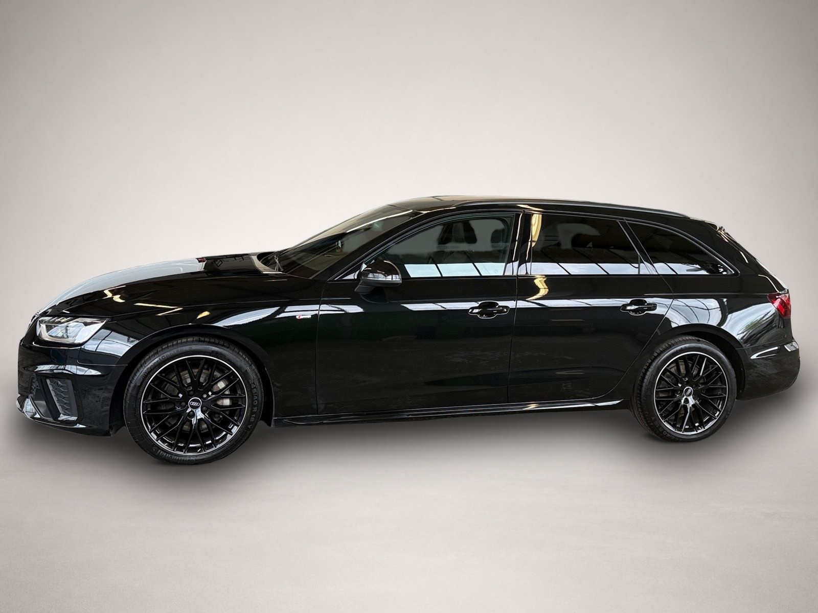 Bild 2 Audi A4 Avant 40 TDI qu. S tronic S-Line *LED*Navi*St