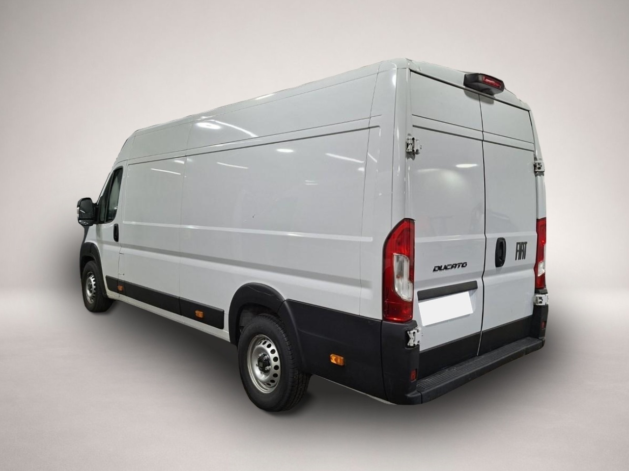 Bild 3 Fiat Ducato Kastenwagen L4H2 Maxi Hochdach AT