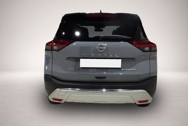Fotografie des Nissan X-Trail 1.5 VC-T e-Power 4x4 157kW 7Si TEKNA+