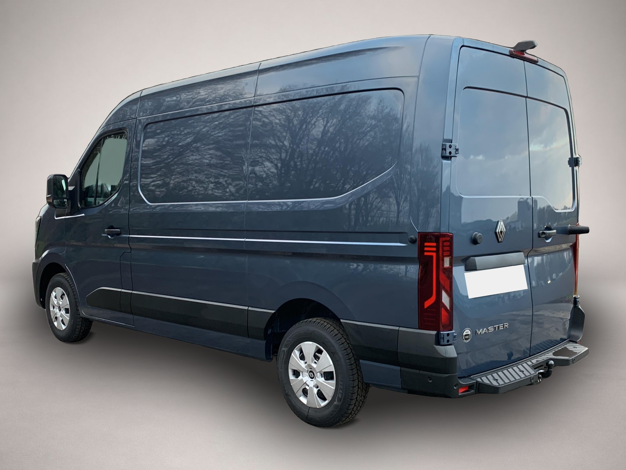 Bild 3 Renault Master AT9 /170 PS/3,5t/ L2H2/AHK /270°/Parking