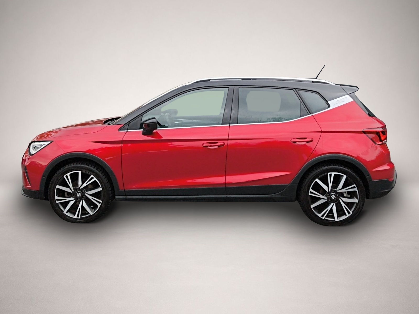Bild 4 Seat ARONA 1.0 TSI FR NAVI ACC RFK 18LM KEYLESS