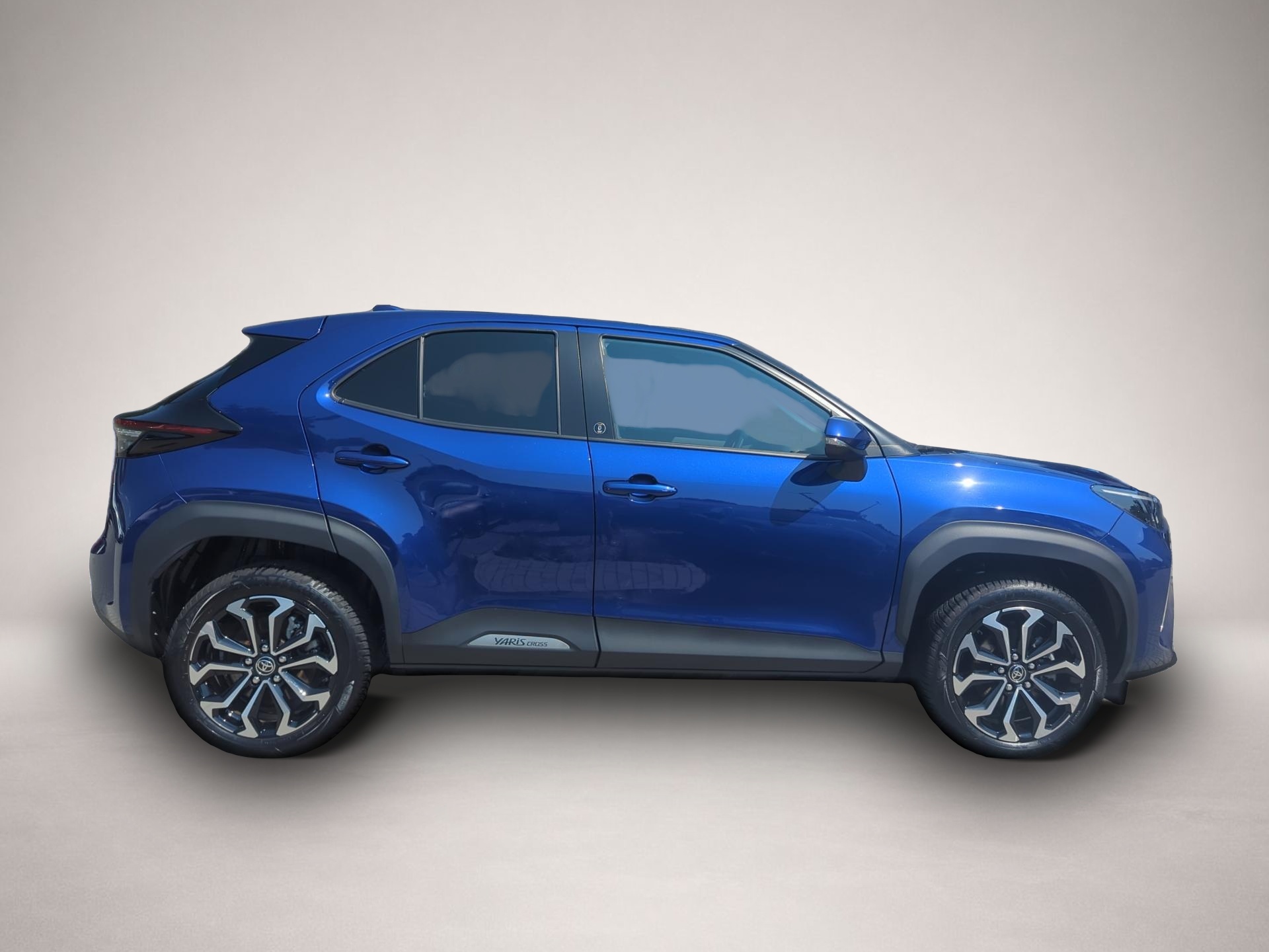 Bild 6 Toyota Yaris Cross Bluetooth Navi LED Klima Einparkhilf