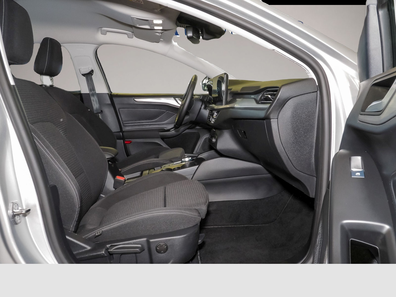 Bild 5 Ford Focus Turnier 1.5 EcoBlue Aut. Titanium-Audio Na