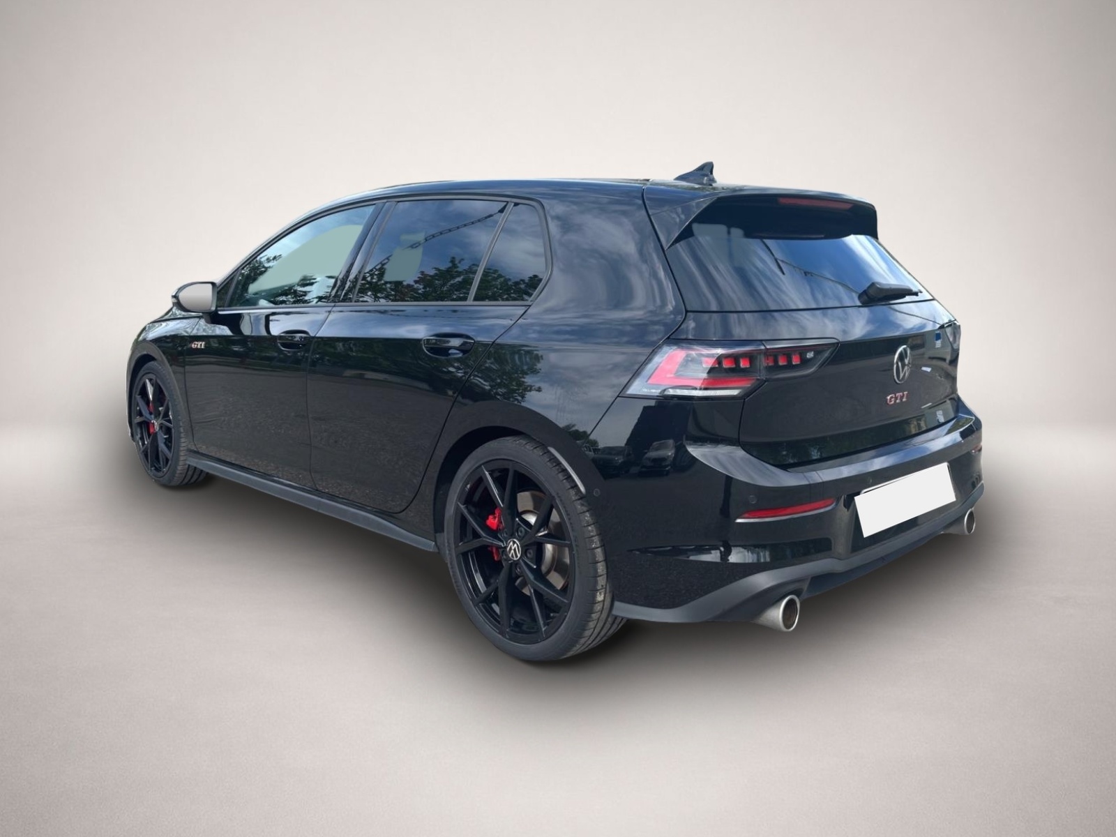 Bild 4 Volkswagen Golf GTI 8 2.0 TSI DSG BLACK-STYLE PANO IQ.LIGHT