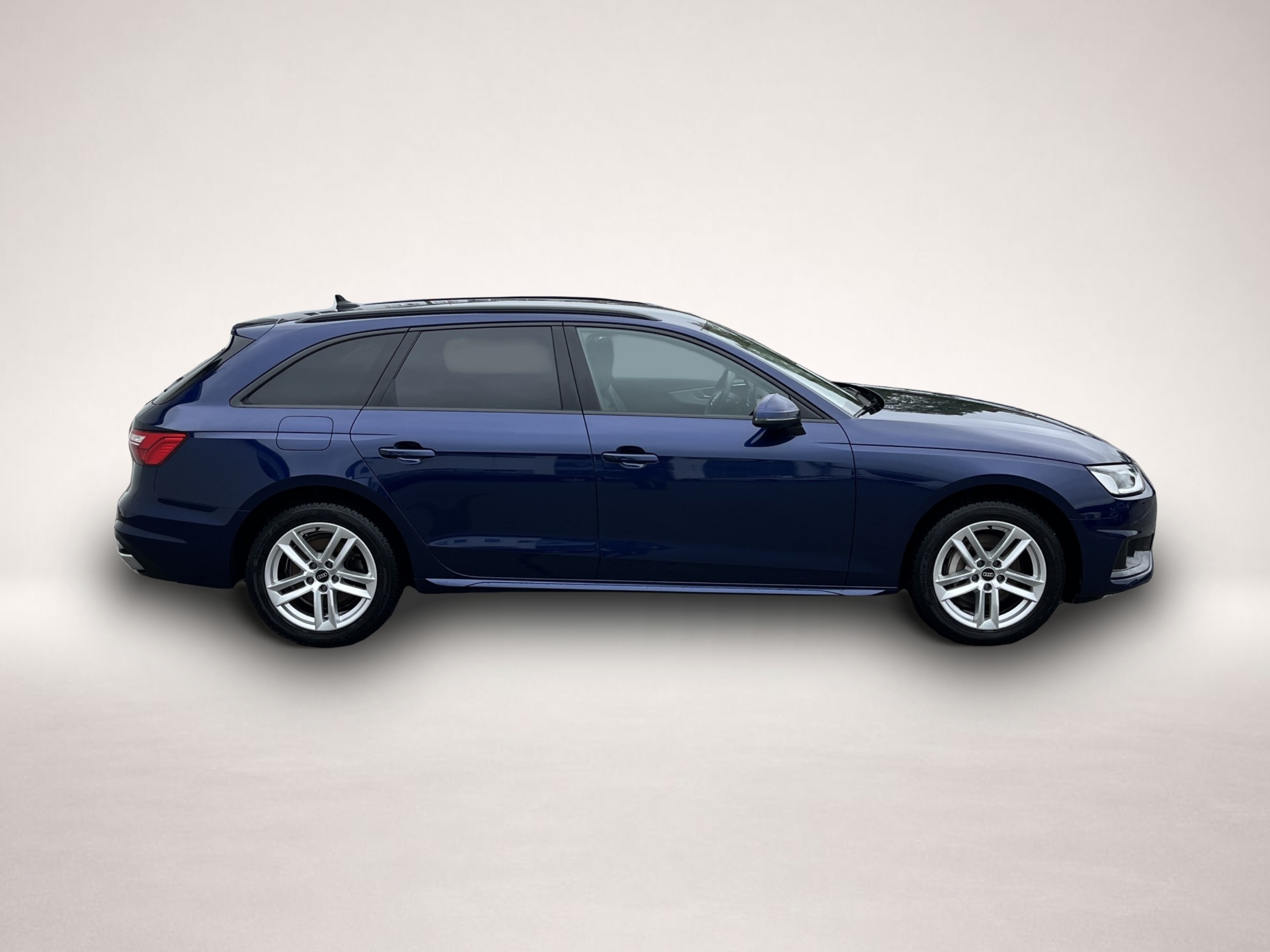 Bild 4 Audi A4 Avant 40 2.0 TDI S tronic advanced AHK VirtCo