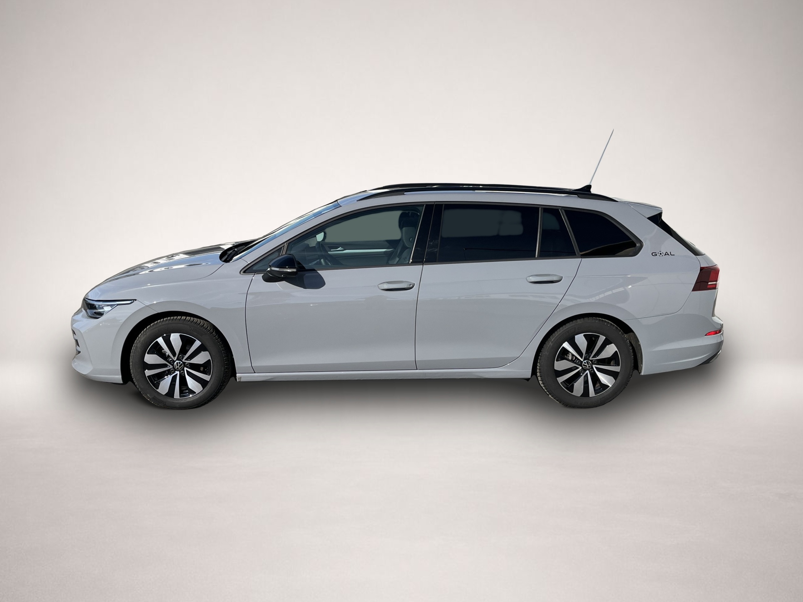 Fotografie 2 des Volkswagen Golf Variant 1.5 TSI DSG Life GOAL 181¤ m.20% An