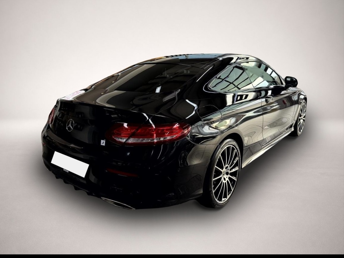 Fotografie 5 des Mercedes-Benz C 250 Coupe AMG Line LED Distr+ 360 Pano Night