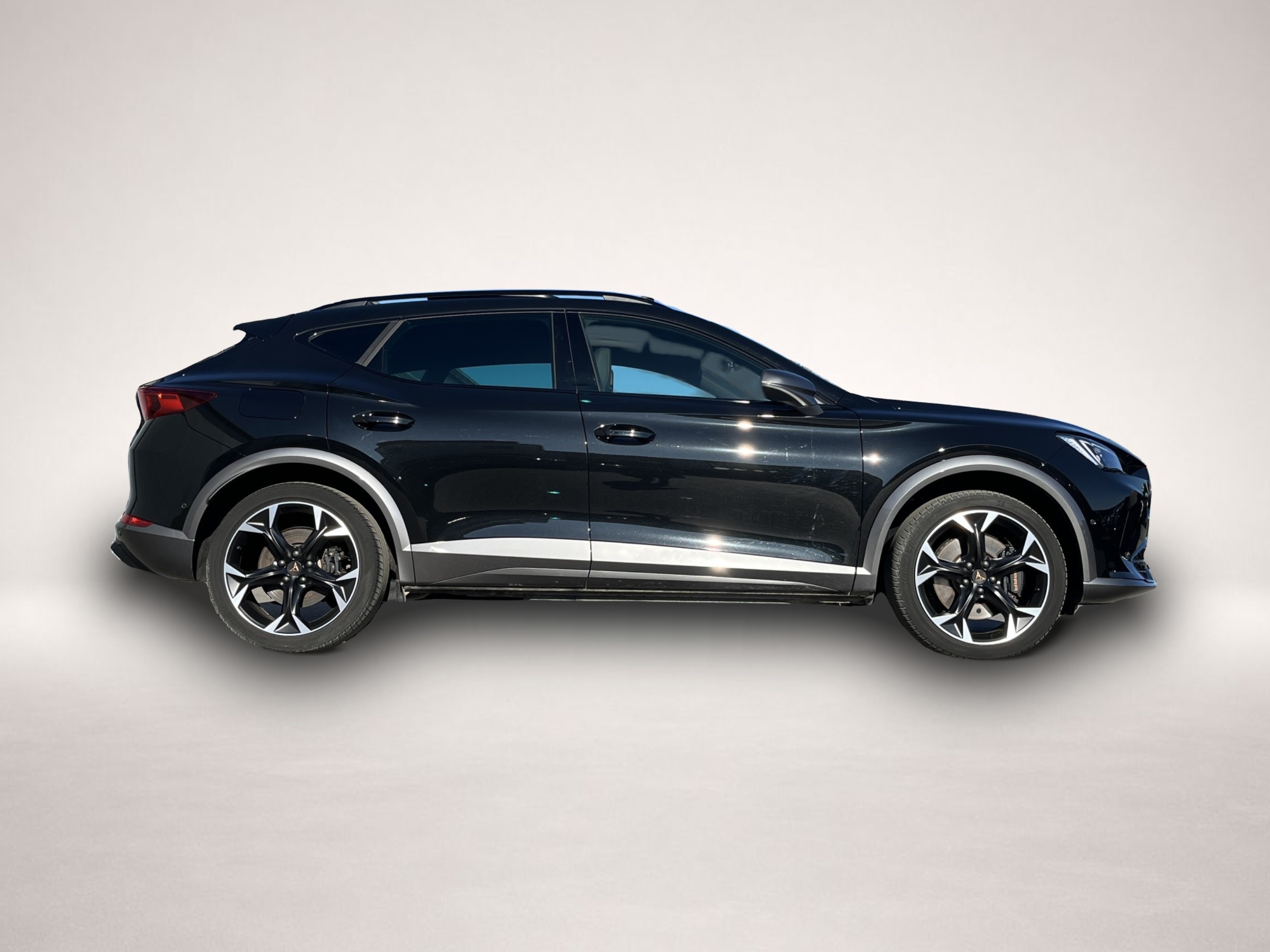 Fotografie 3 des Cupra Formentor VZ 1.4 TSI e-Hybrid 200¤ m.20% Anz. AH