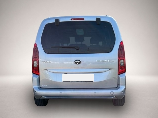 Bild 4 Toyota Proace City Verso 1.2 L1 Team Deutschland Pano,T