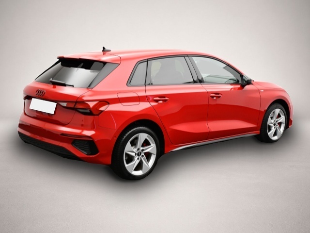 Bild 2 Audi A3 Sportback 45 TFSI e S-tronic S line Einparkhi