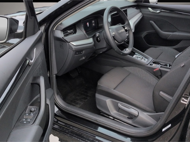 Bild 5 Skoda Octavia Combi 1.5eTSI*DSG AHK LED SHZ PDC Tempo