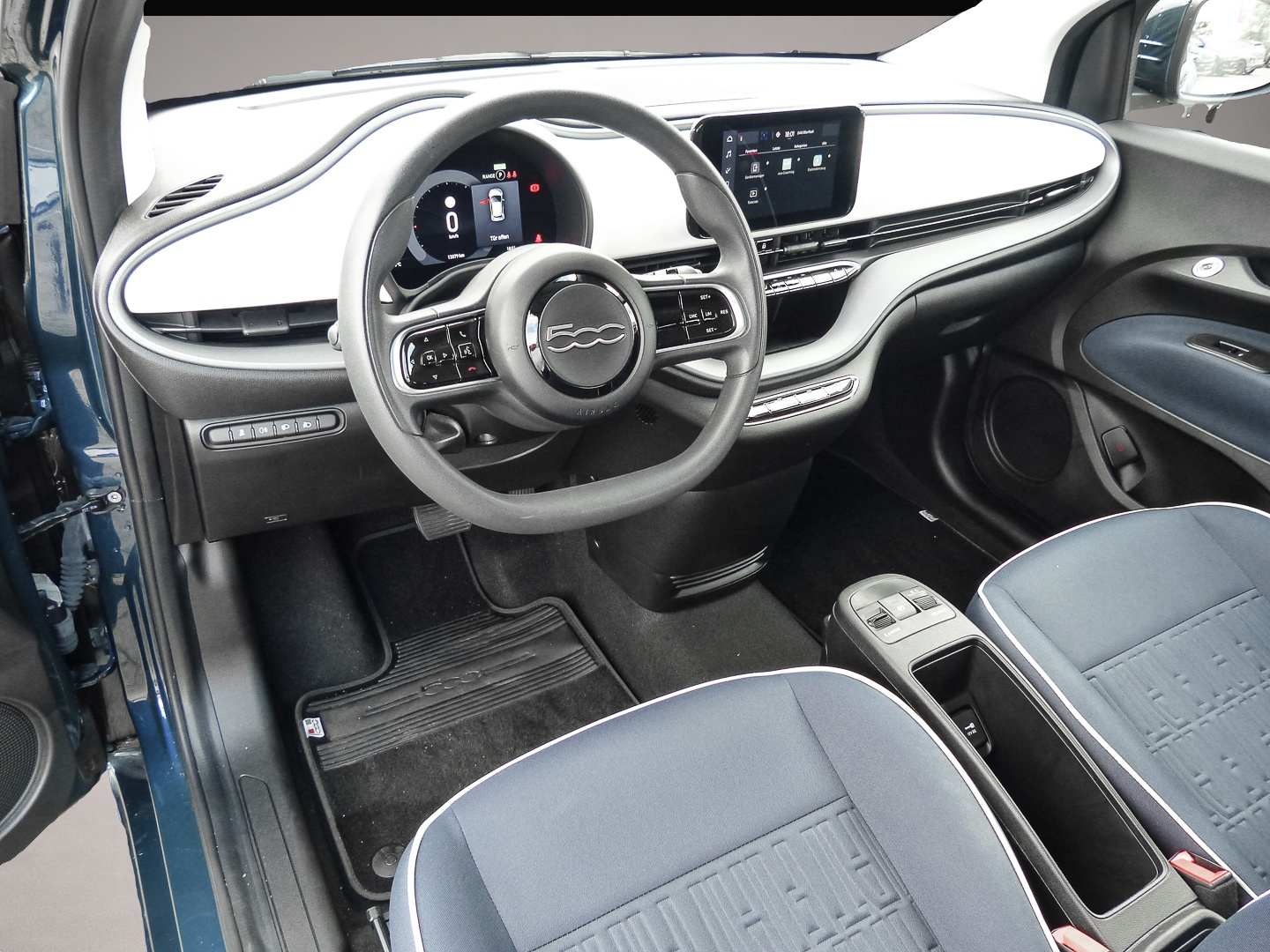 Bild 4 Fiat 500 e Action Memory Sitze Apple CarPlay Android