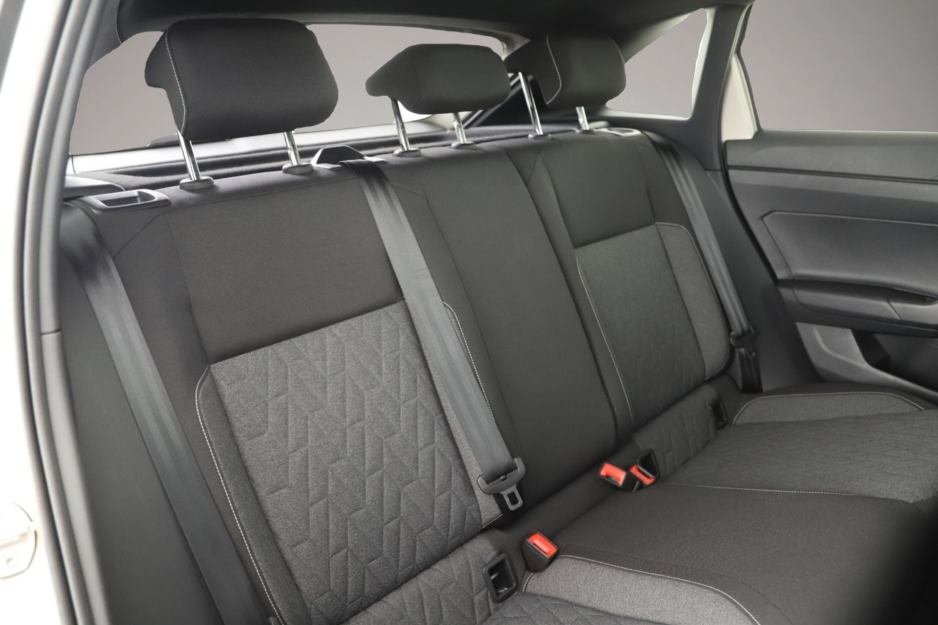 Bild 5 Volkswagen Taigo 1.0 TSI DSG Move IQ.Drive+Light/Navi/Conne