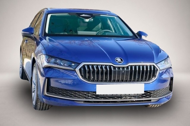 Bild 3 Skoda Superb Combi 1.5 TSI iV 150kW 6DSG Sportline - neues Mo