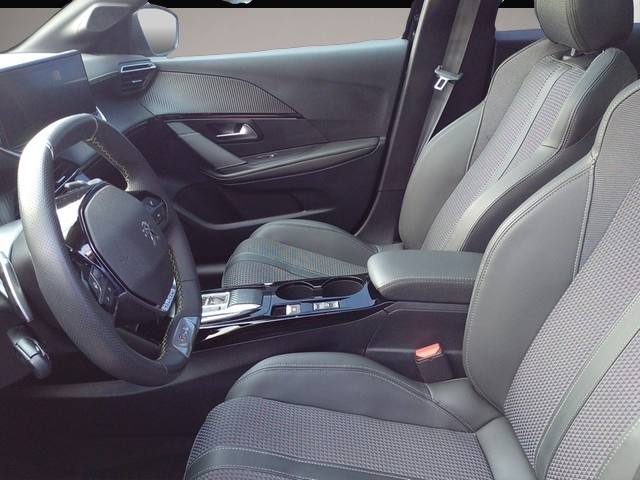Bild 3 Peugeot 208 GT Panorama LED Klimaautom DAB SHZ Parklenka