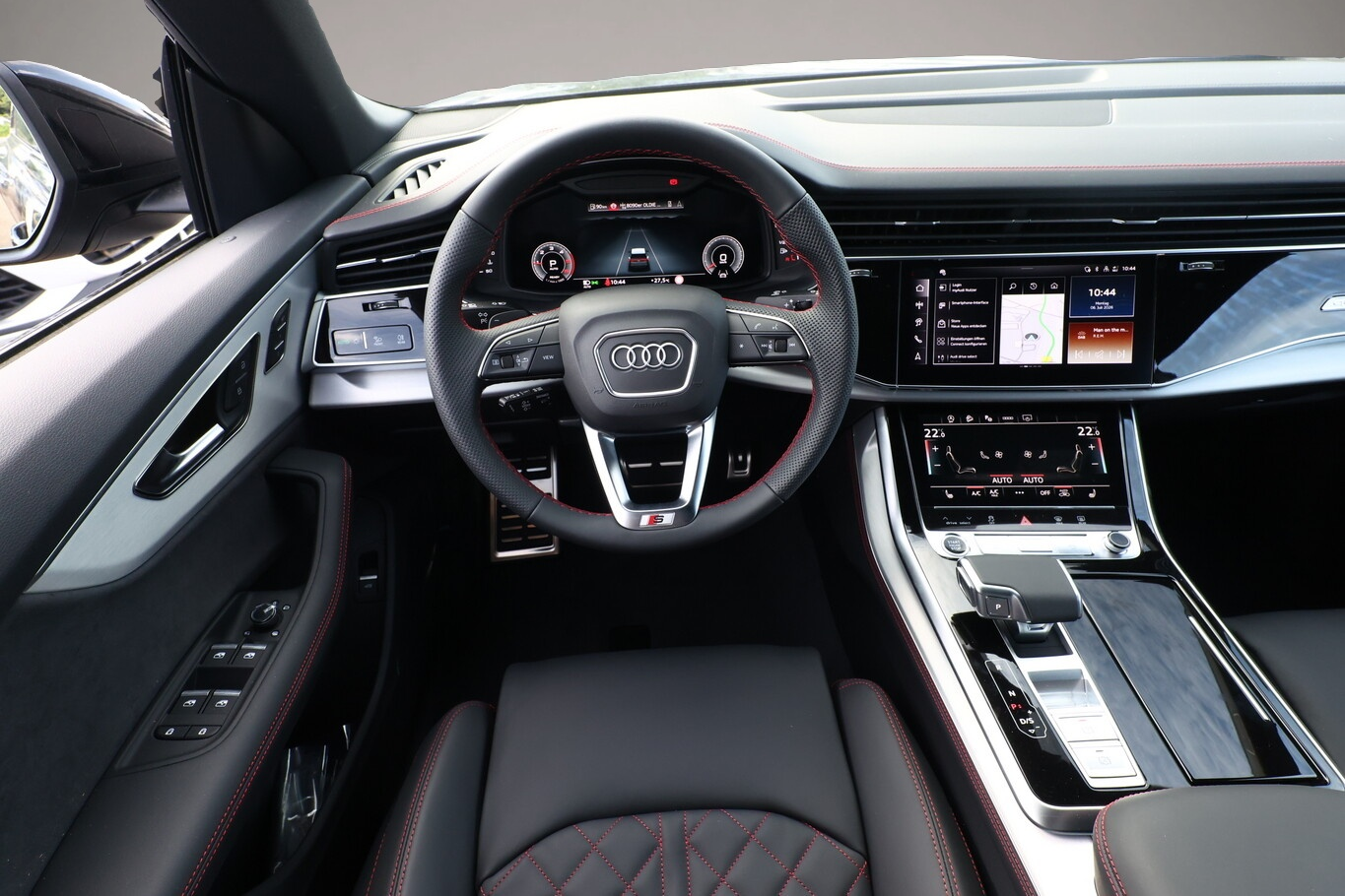 Bild 7 Audi Q8 2xS line AssistenzP+ 22Z Laser Pano B&O AHK