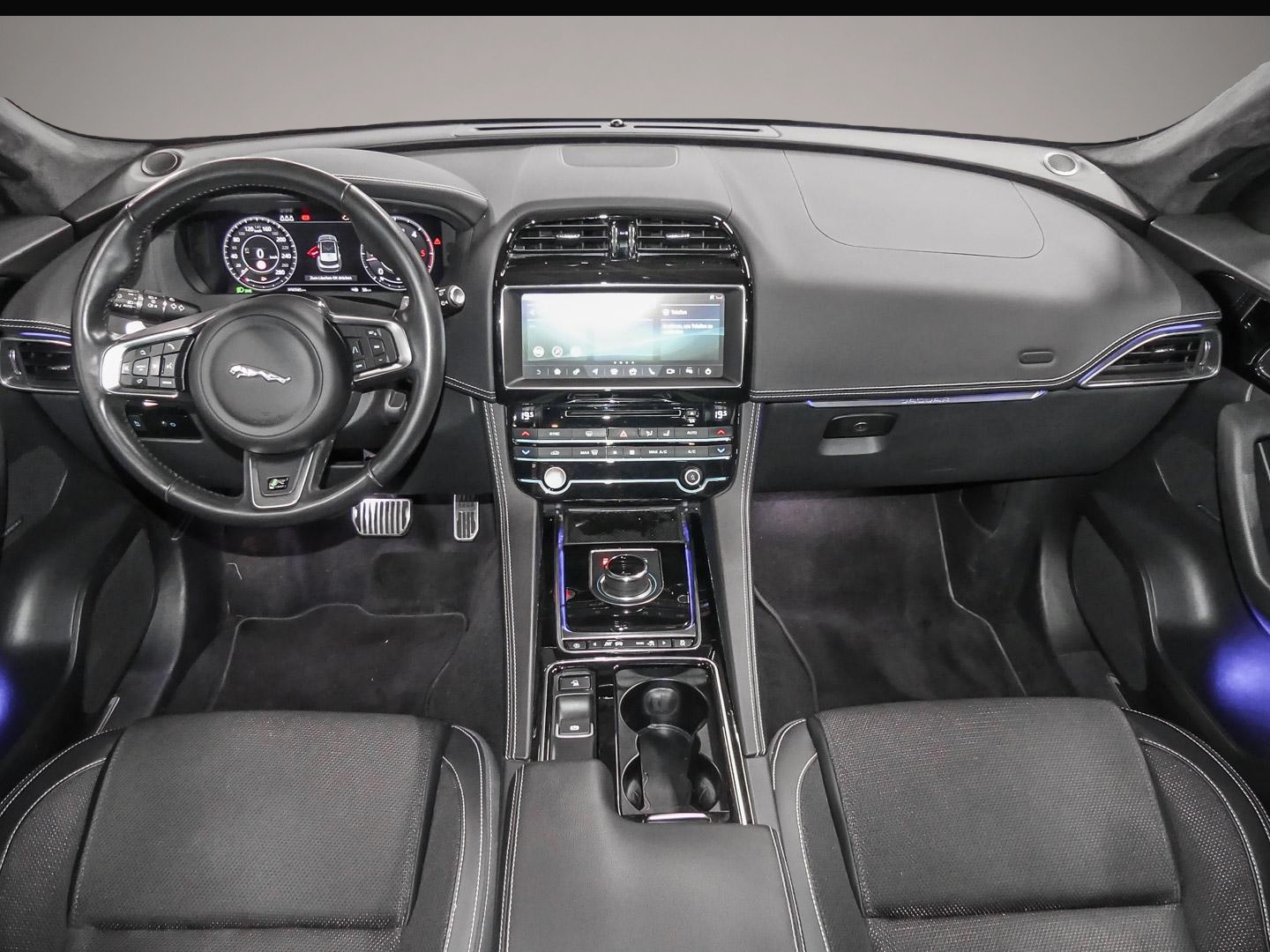 Bild 4 Jaguar F-Pace R-Sport AWD 25d EU6d-T Allrad Navi Meridi