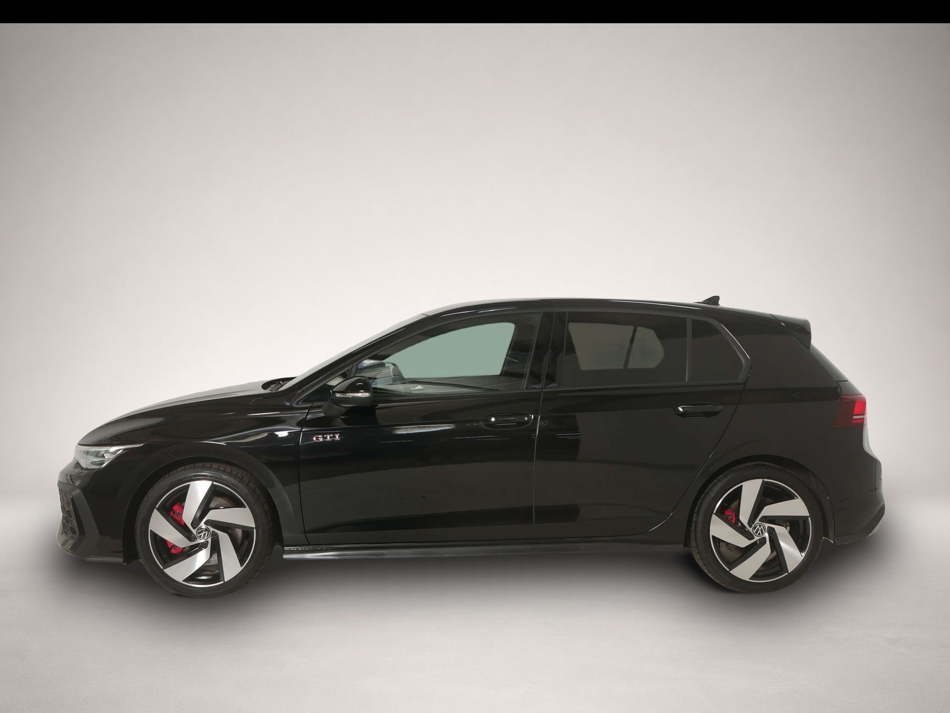 Bild 1 Volkswagen Golf 2.0 TSI GTI Black Style