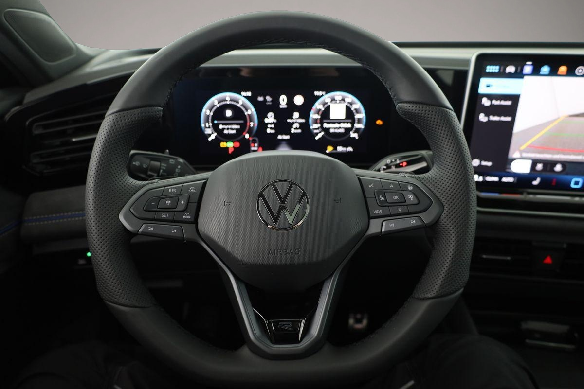 Bild 7 Volkswagen Tiguan TSI DSG 4M R-Line Black, Pano, AHK, IQ.Li