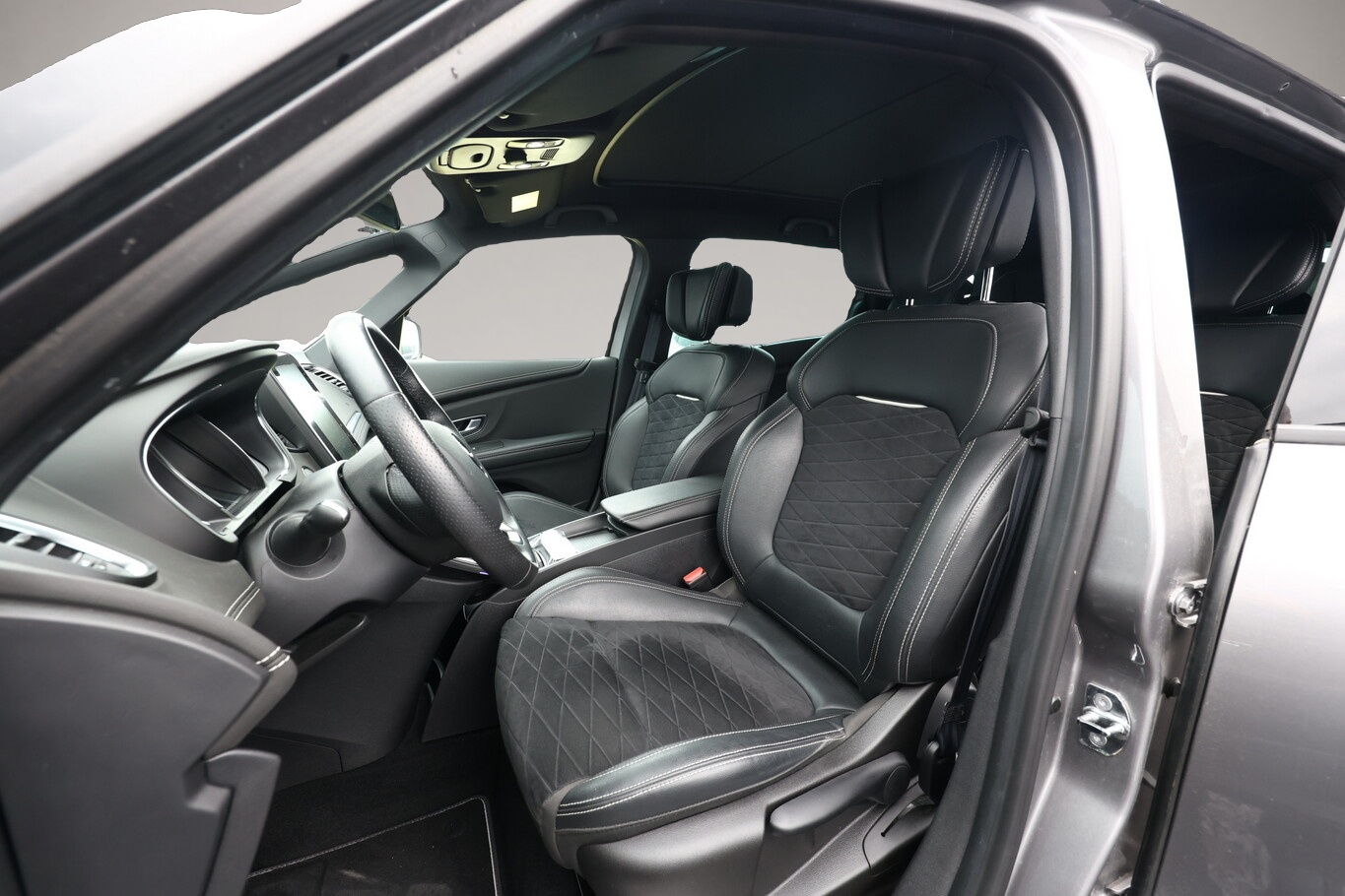 Bild 5 Renault Grand Scenic IV 1.3 TCe 140 Black Edt. 7S Pano