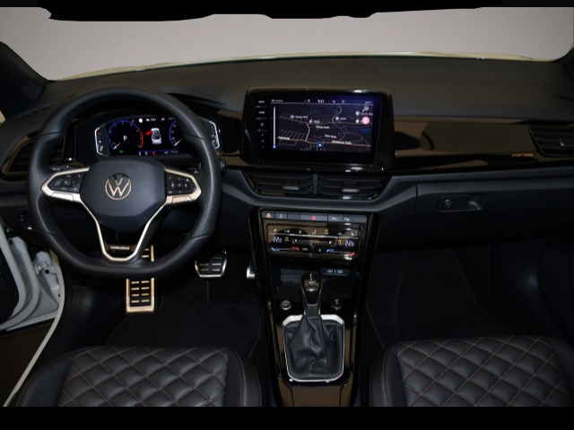 Bild 6 Volkswagen T-Roc Cabrio 1.5 TSI DSG R-Line Edition Karmann