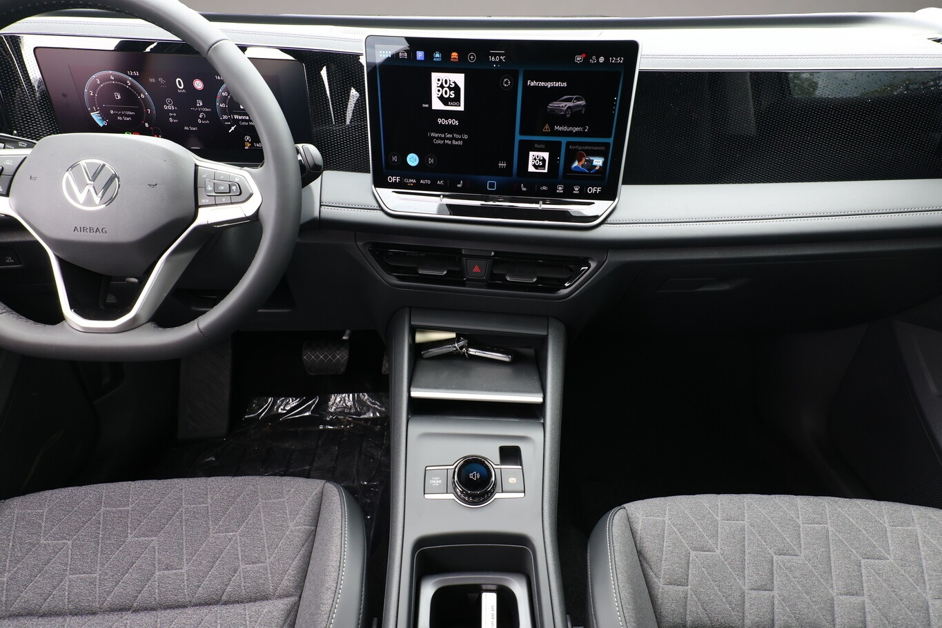Fotografie 7 des Volkswagen Tiguan DSG LED+ Pano IQ.DRIVE 5JGar. LM18Z SHZ