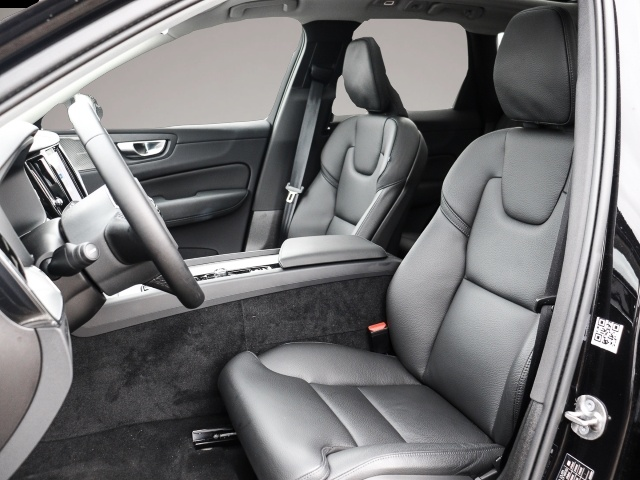 Bild 6 Volvo XC60 Core Recharge Plug-In Hybrid AWD StandHZG D