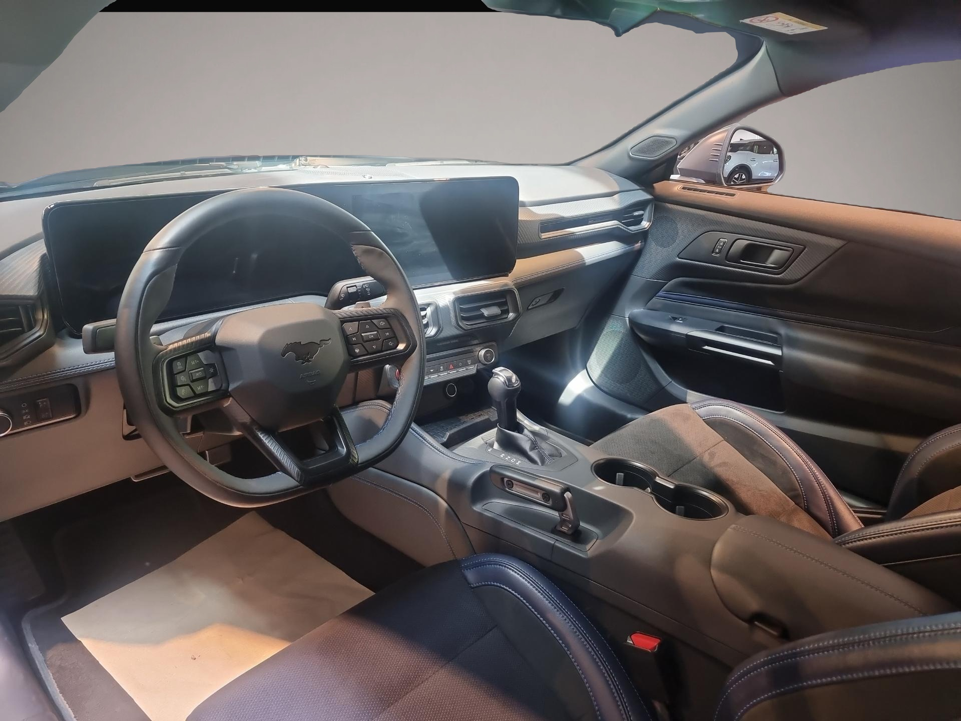 Fotografie 6 des Ford Mustang 5.0 Ti-VCT V8 334 kW Dark Horse Bluetoot