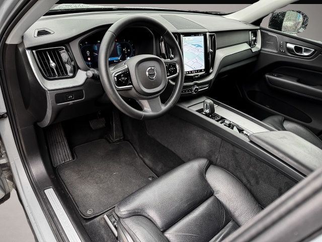 Bild 4 Volvo XC60 Plus Dark 2WD AHK Digitales Cockpit Memory