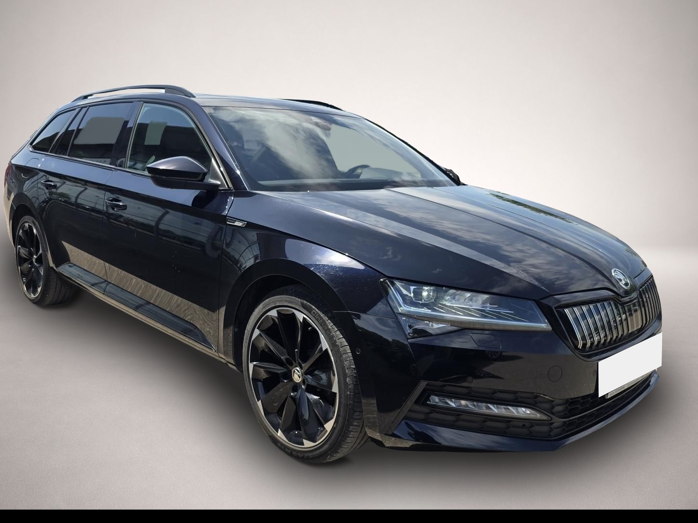 Bild 6 Skoda Superb iV Combi 1.4 TSI DSG SPORTLINE STANDHEIZU
