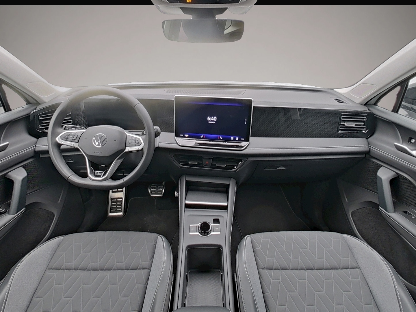 Bild 3 Volkswagen Tiguan 2.0 TDI DSG Goal LED+ NAVI AHK KAMERA