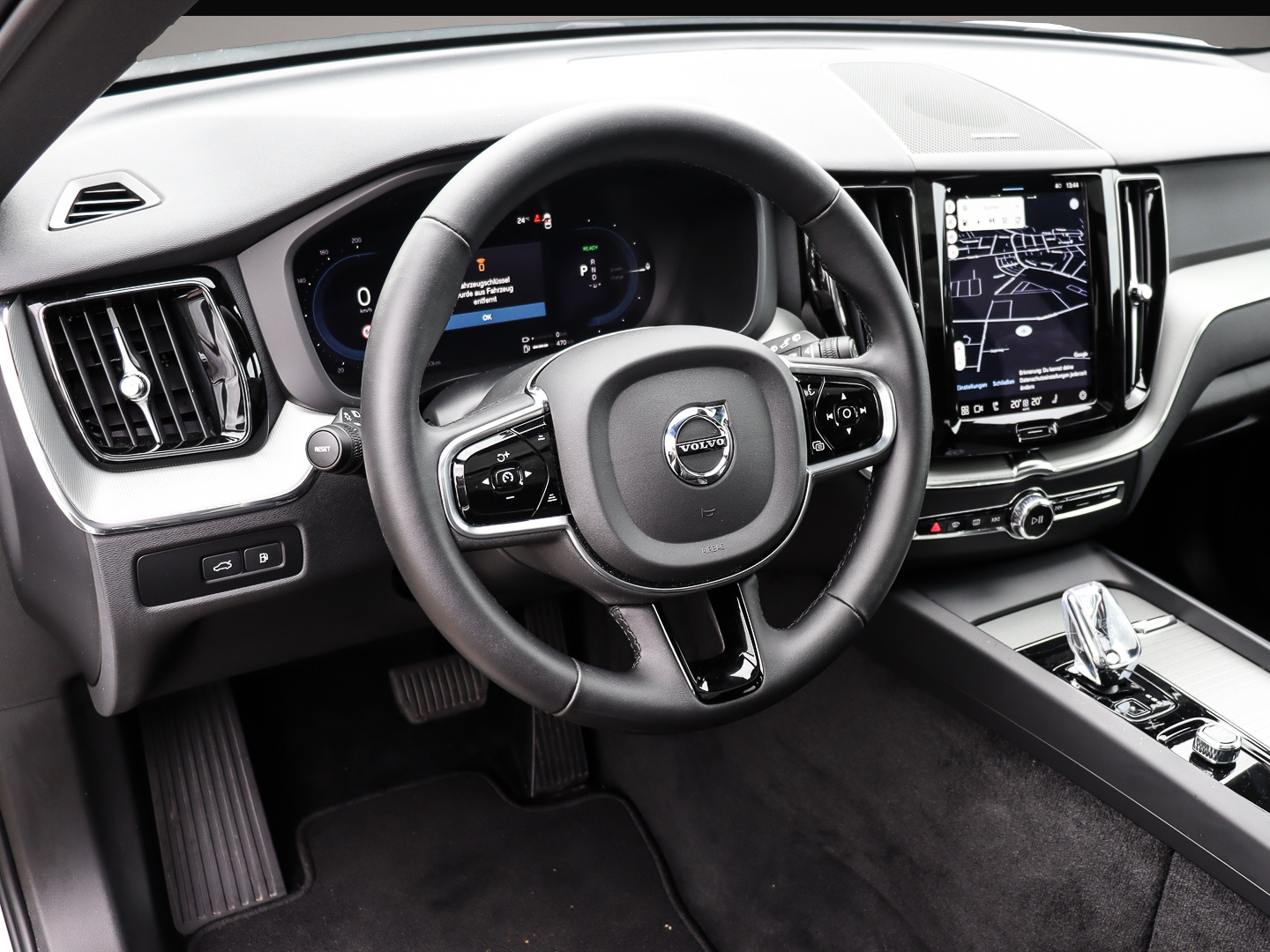 Bild 3 Volvo XC60 R Design Recharge Plug-In Hybrid AWD T6 Twi