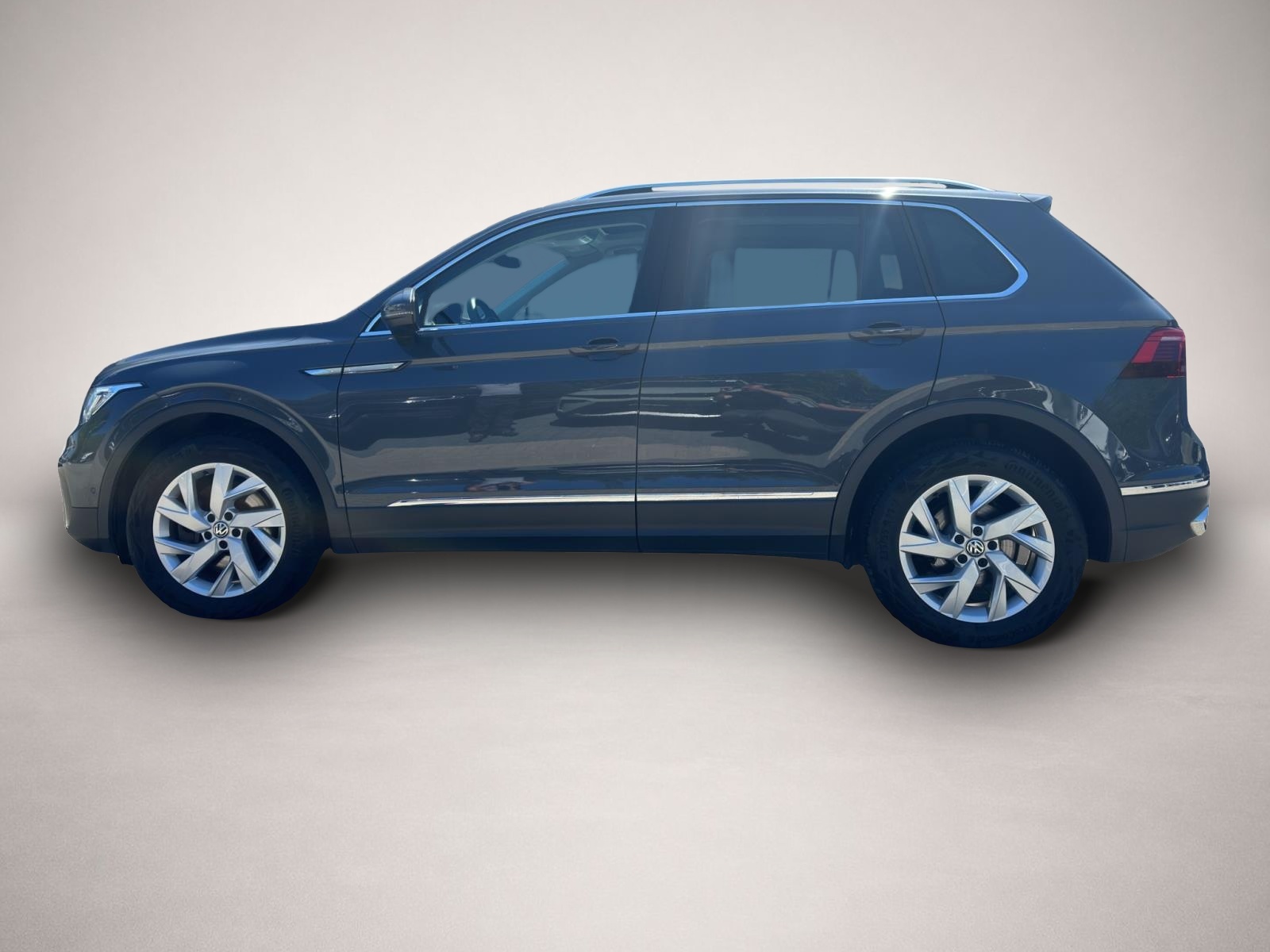 Bild 3 Volkswagen Tiguan 2.0 TSI DSG 4Mo. Elegance PANO AHK KAMERA