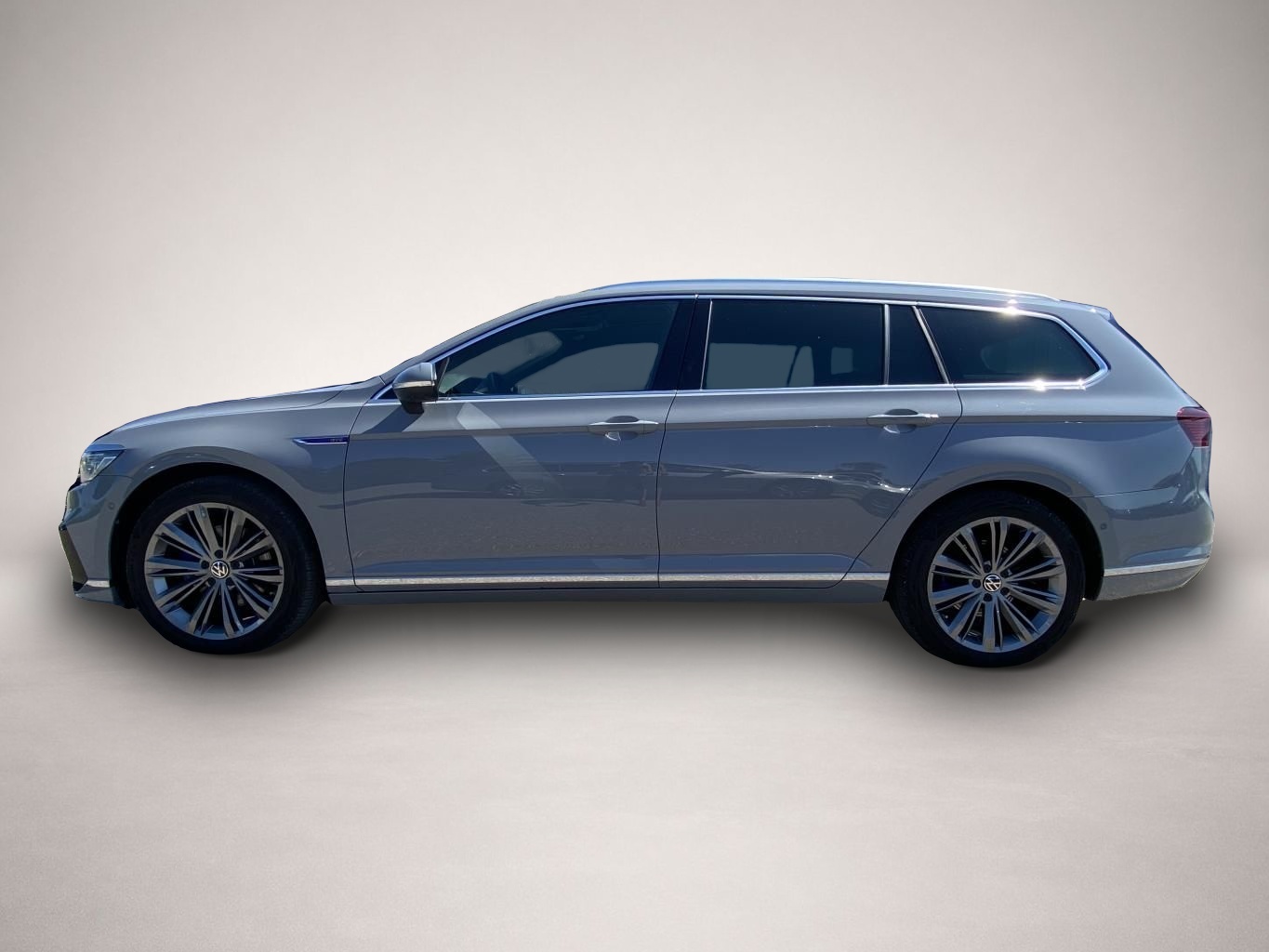Fotografie 1 des Volkswagen Passat Variant GTE 1.4 TSI DSG PANORAMA+AHK+APP-