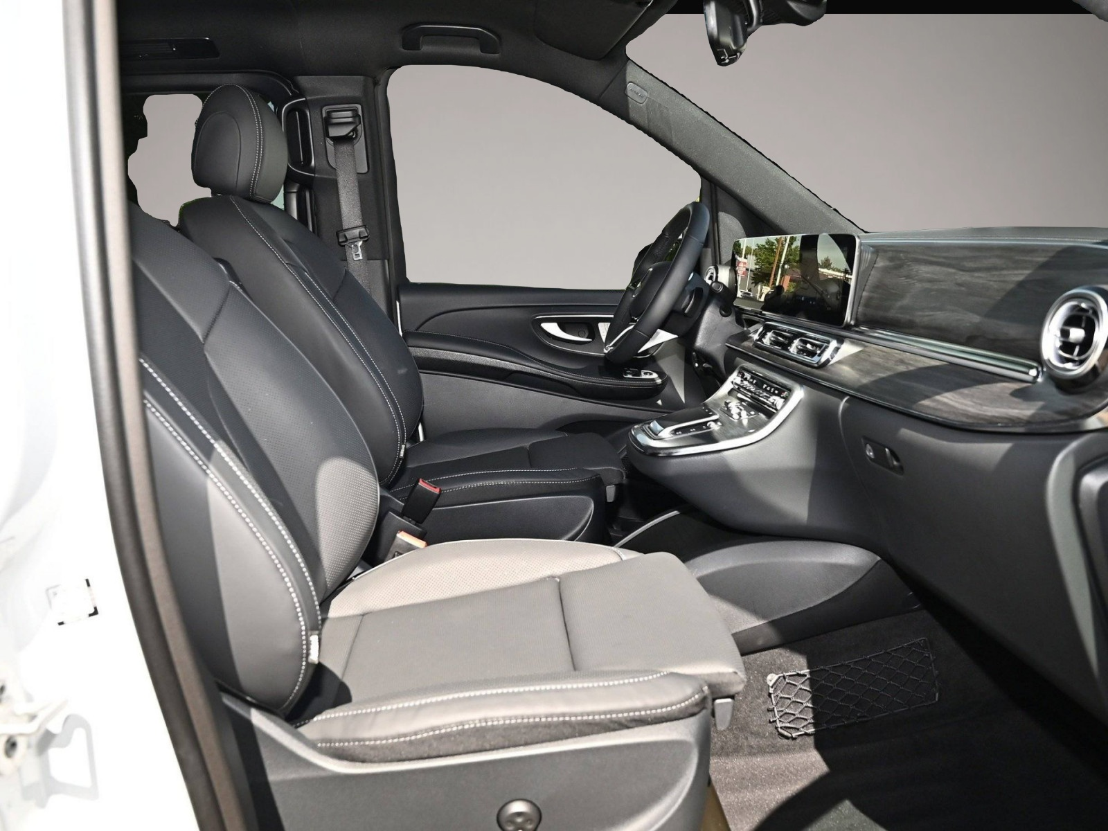 Bild 2 Mercedes-Benz V 300