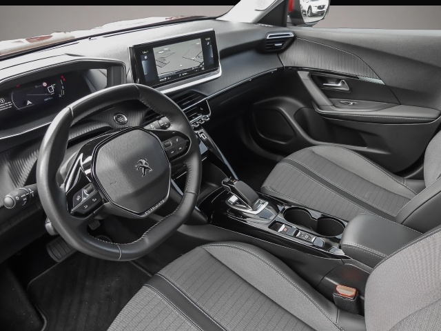 Bild 3 Peugeot 2008 e- Allure Pack Elektromotor 136 Navi Digita