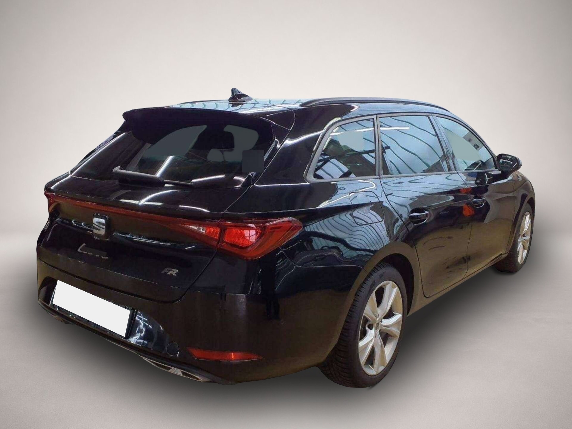 Bild 2 Seat Leon Sportstourer 1.5 eTSI FR