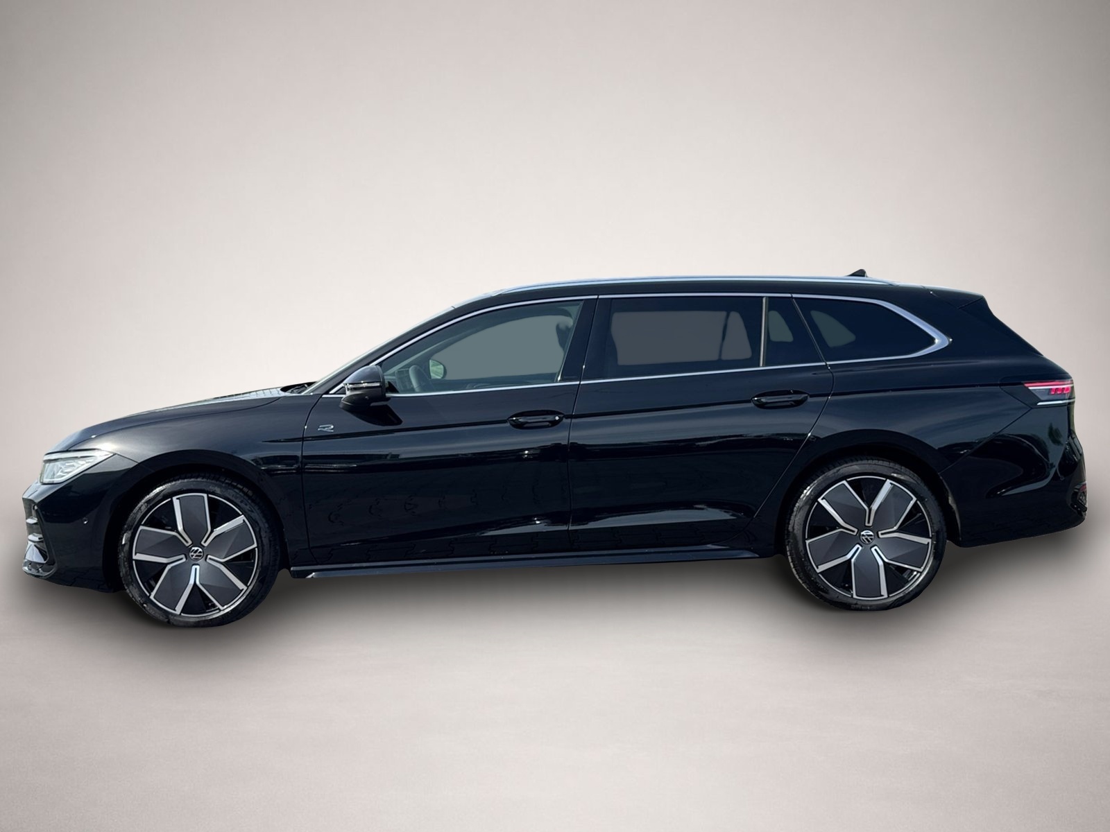 Bild 3 Volkswagen Passat Variant R-Line 4Mo TDI DSG|AHK|PANO|360°