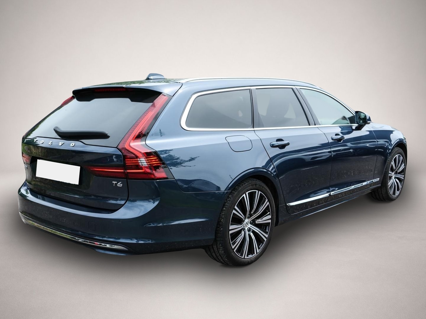 Bild 2 Volvo V90 Kombi Plus Bright Recharge Plug-In Hybrid AW