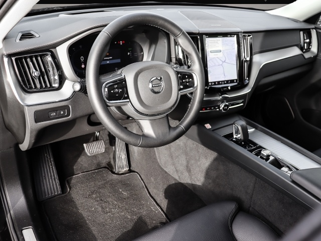 Bild 3 Volvo XC60 Ultra Dark Recharge Plug-In Hybrid AWD T8 T
