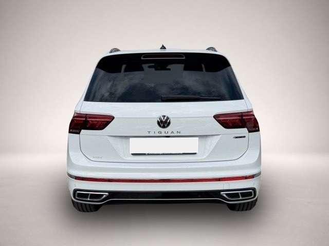 Fotografie des Volkswagen Tiguan 2.0 TSI DSG 4M R-Line Navi,AHK,Matrix