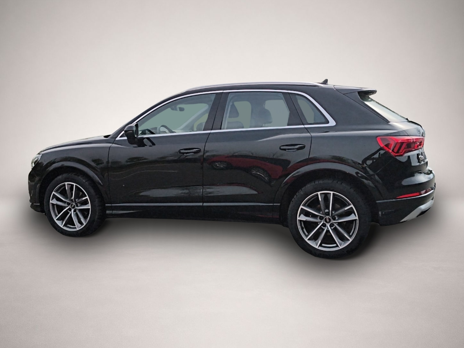 Bild 4 Audi Q3 2.0 TDI S-tronic 35 quattro advanced 4-J-G AC