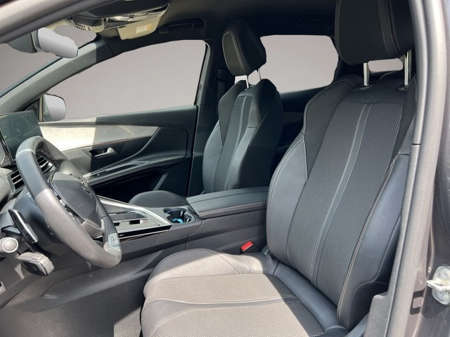 Bild 7 Peugeot 3008 GT Hybrid 136 Navi Digitales Cockpit LED AC