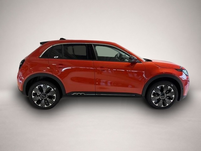 Fotografie 4 des Fiat 600 La Prima La Prima Hybrid 1.2 T3 107 kW (145 PS).