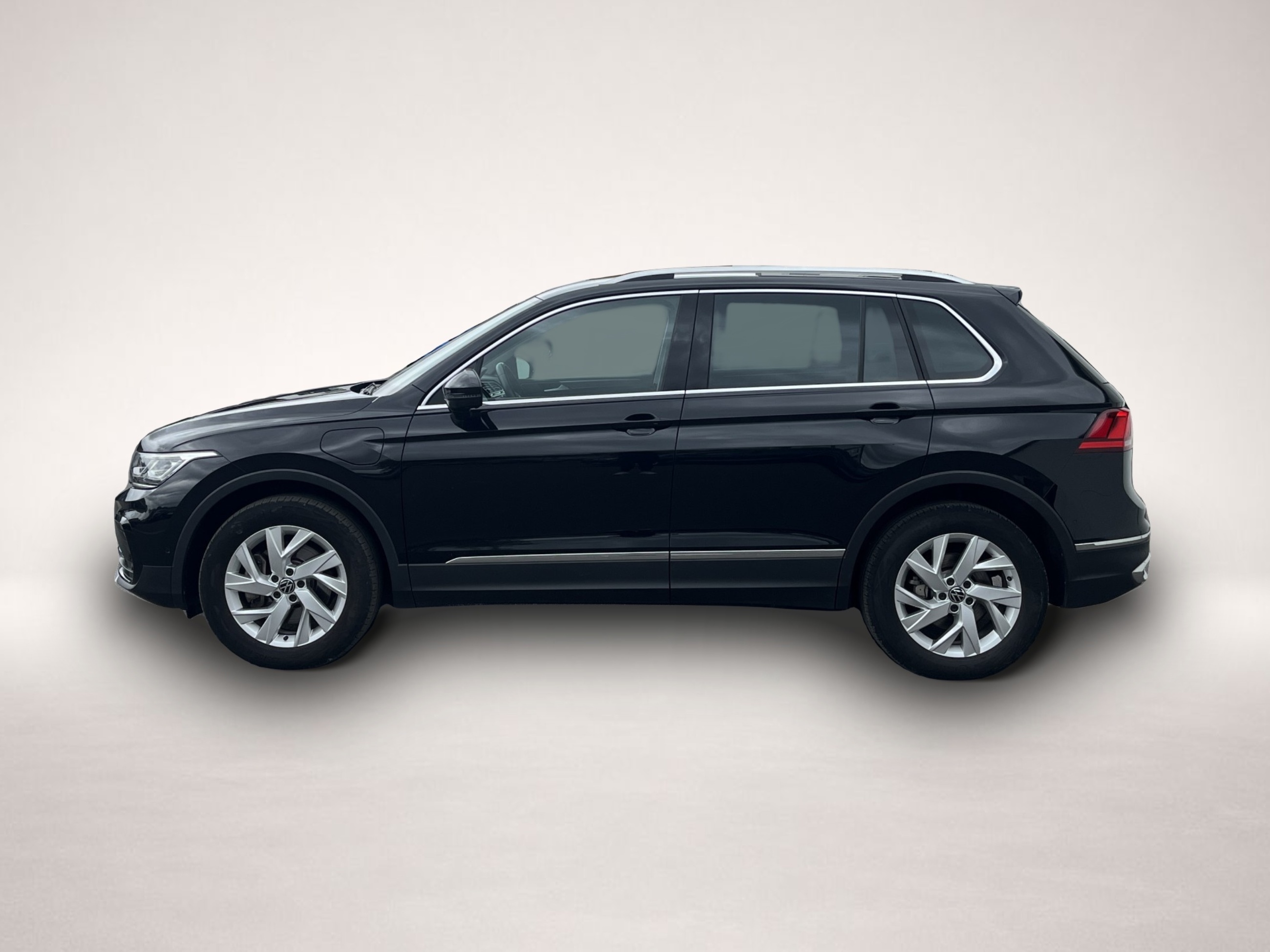 Fotografie 2 des Volkswagen Tiguan 1.4 TSI e-Hybrid Elegance 156¤ m.20% Anz.
