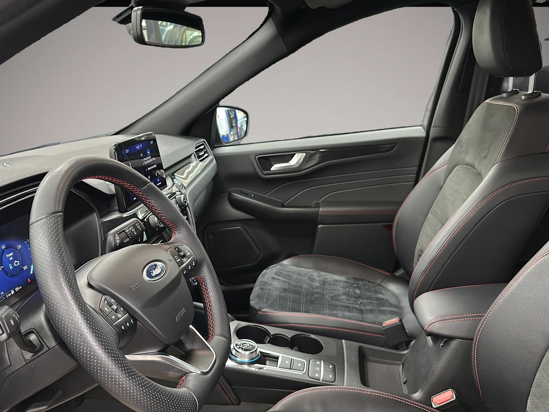 Bild 4 Ford Kuga Plug-In Hybrid ST-Line X Sportpaket Bluetoo