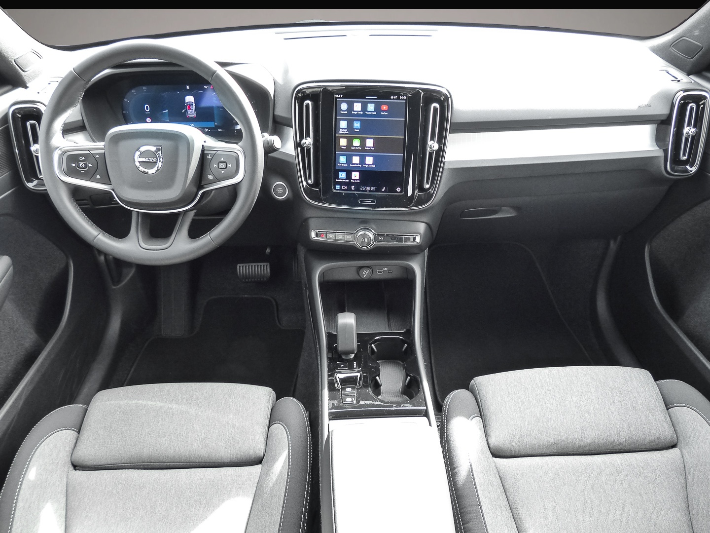 Bild 5 Volvo XC40 Plus Dark 2WD Digitales Cockpit Memory Sitz