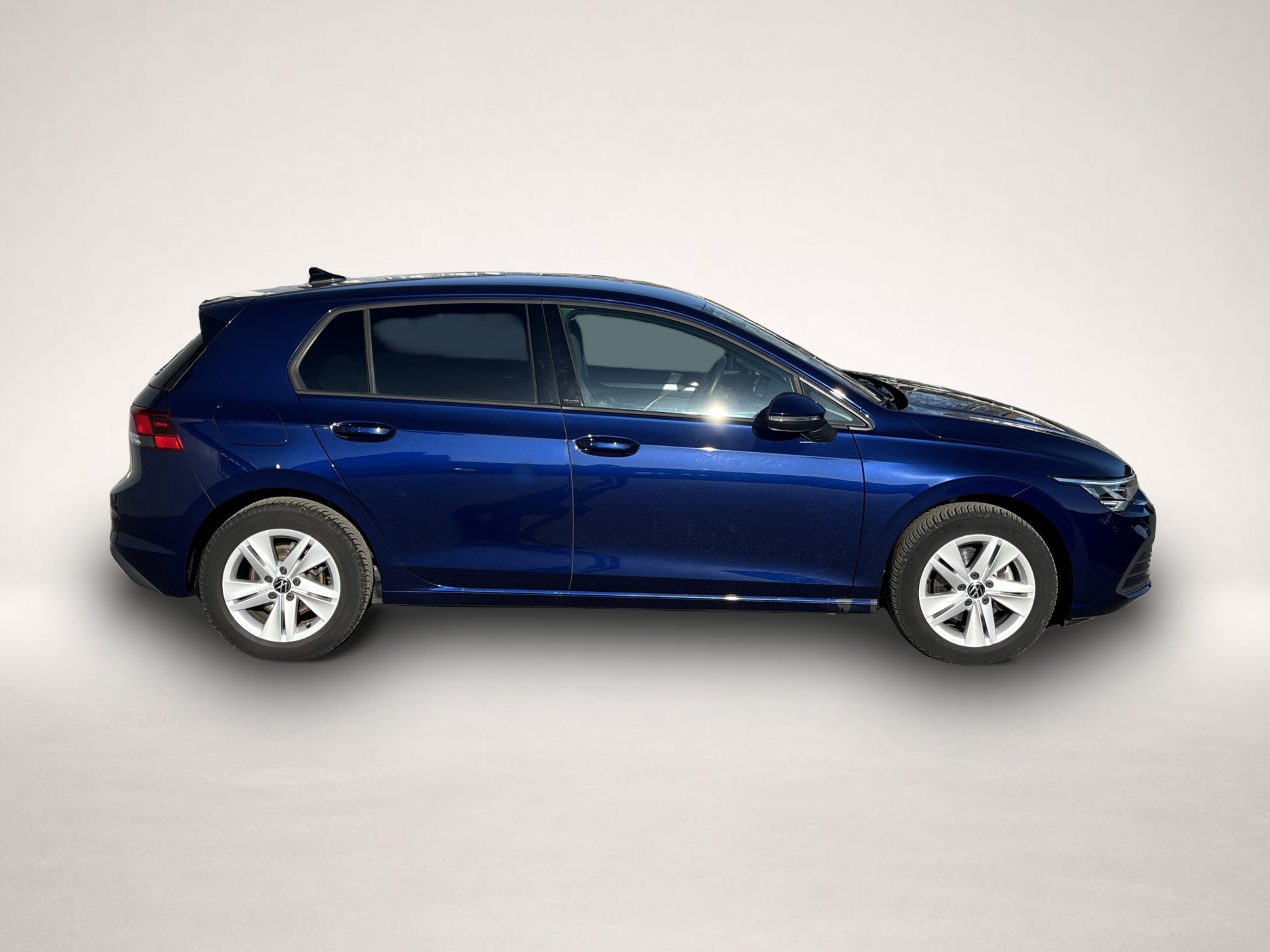 Fotografie 4 des Volkswagen Golf 2.0 TDI DSG Life Navi Trav.Assist RFK LR-HZ