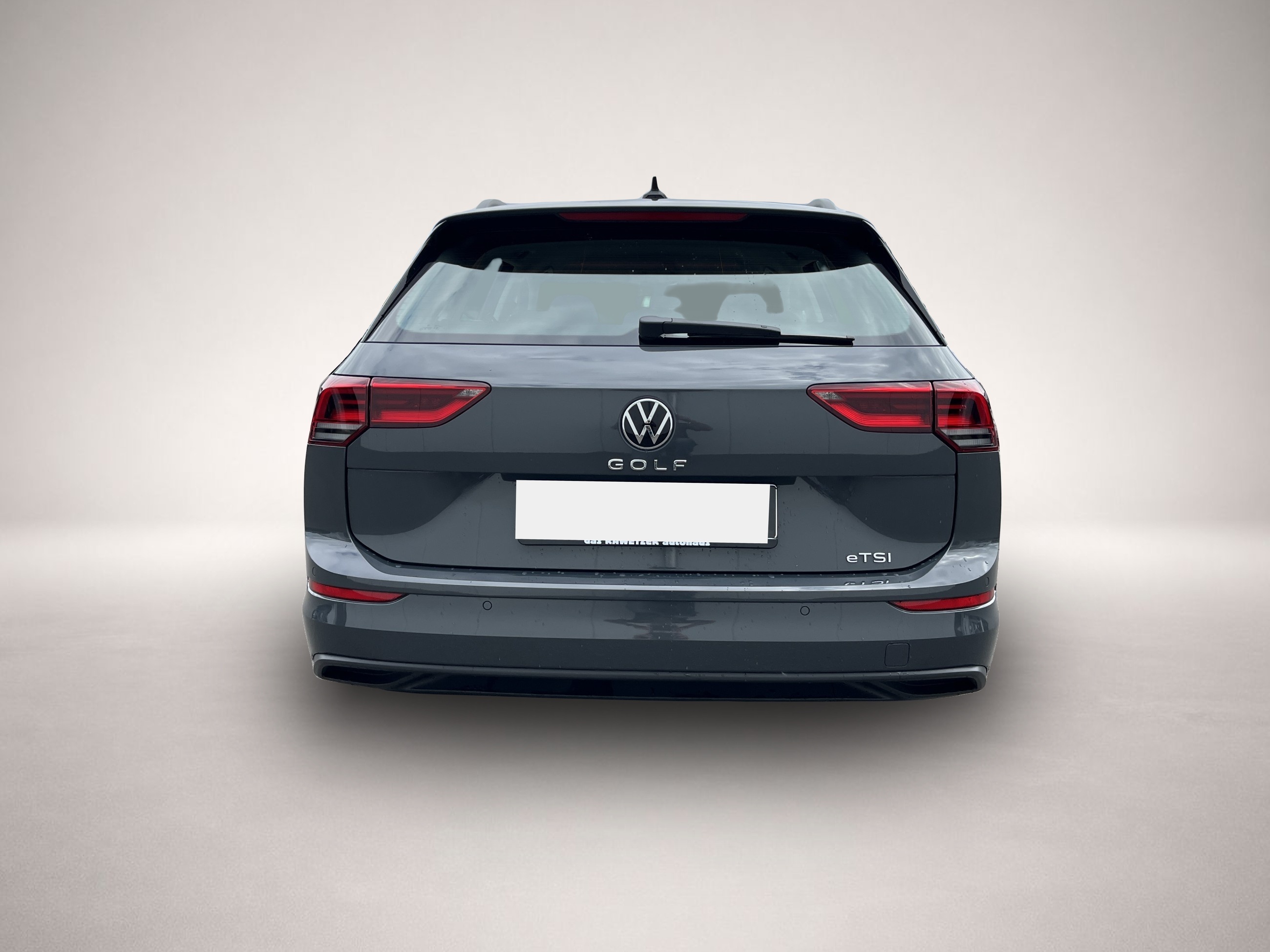 Fotografie 4 des Volkswagen Golf Variant 1.5 TSI DSG Life AHK Navi TravelAss